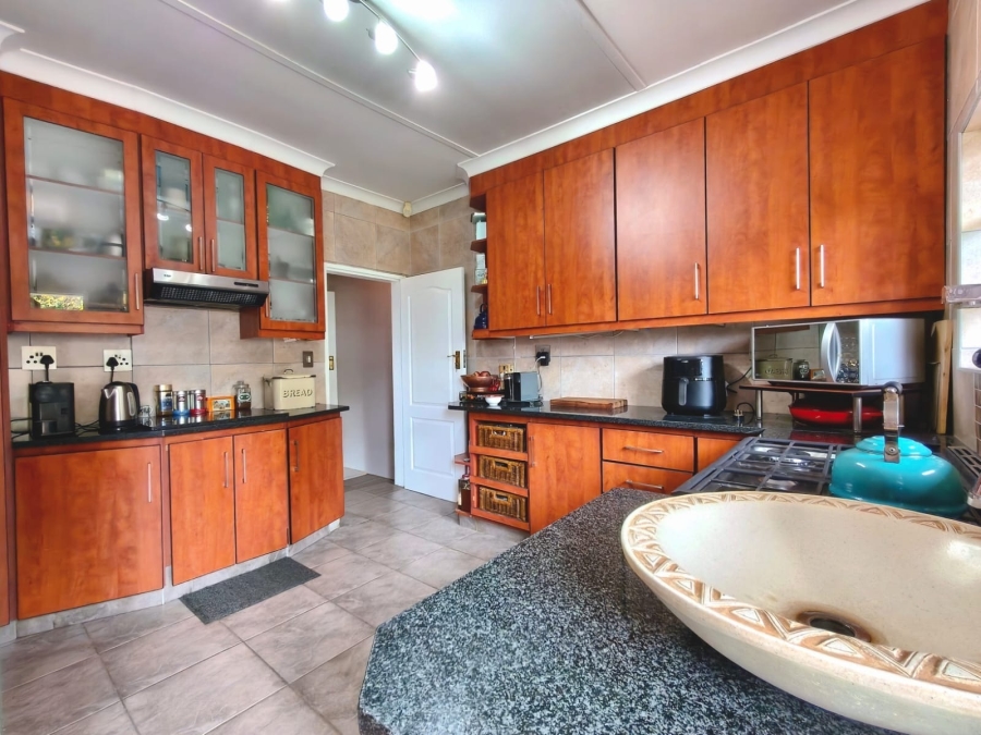 4 Bedroom Property for Sale in Oewersig North West